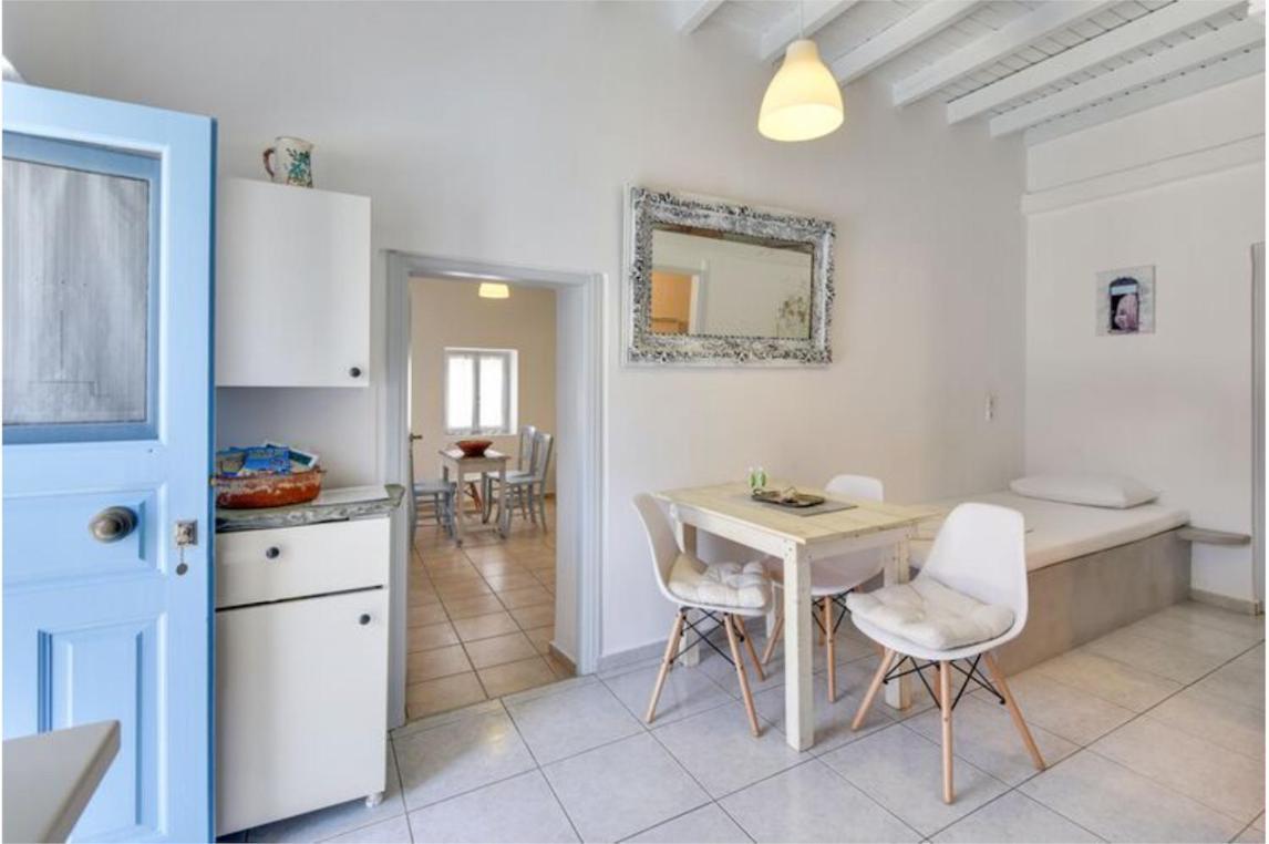 Traditional Cycladic House Трипити Екстериор снимка