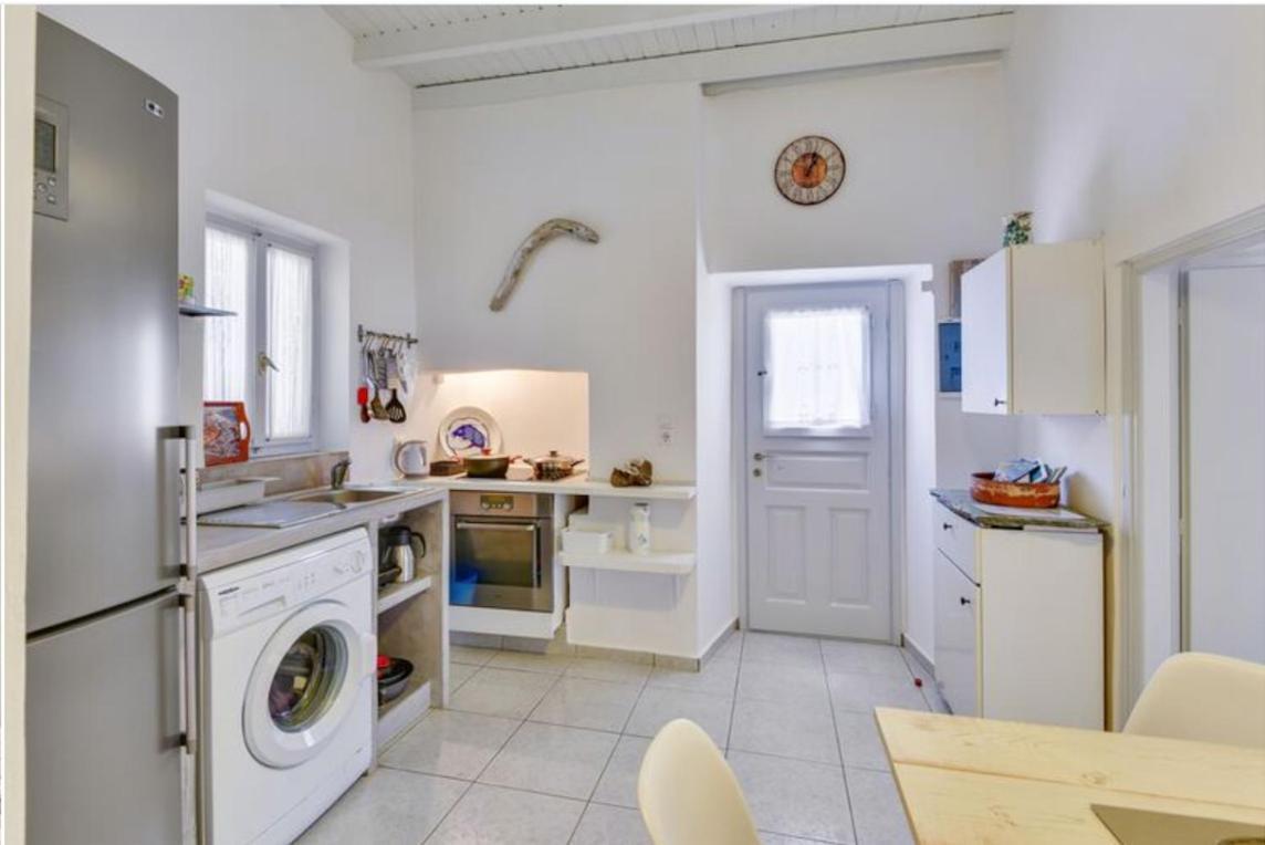 Traditional Cycladic House Трипити Екстериор снимка