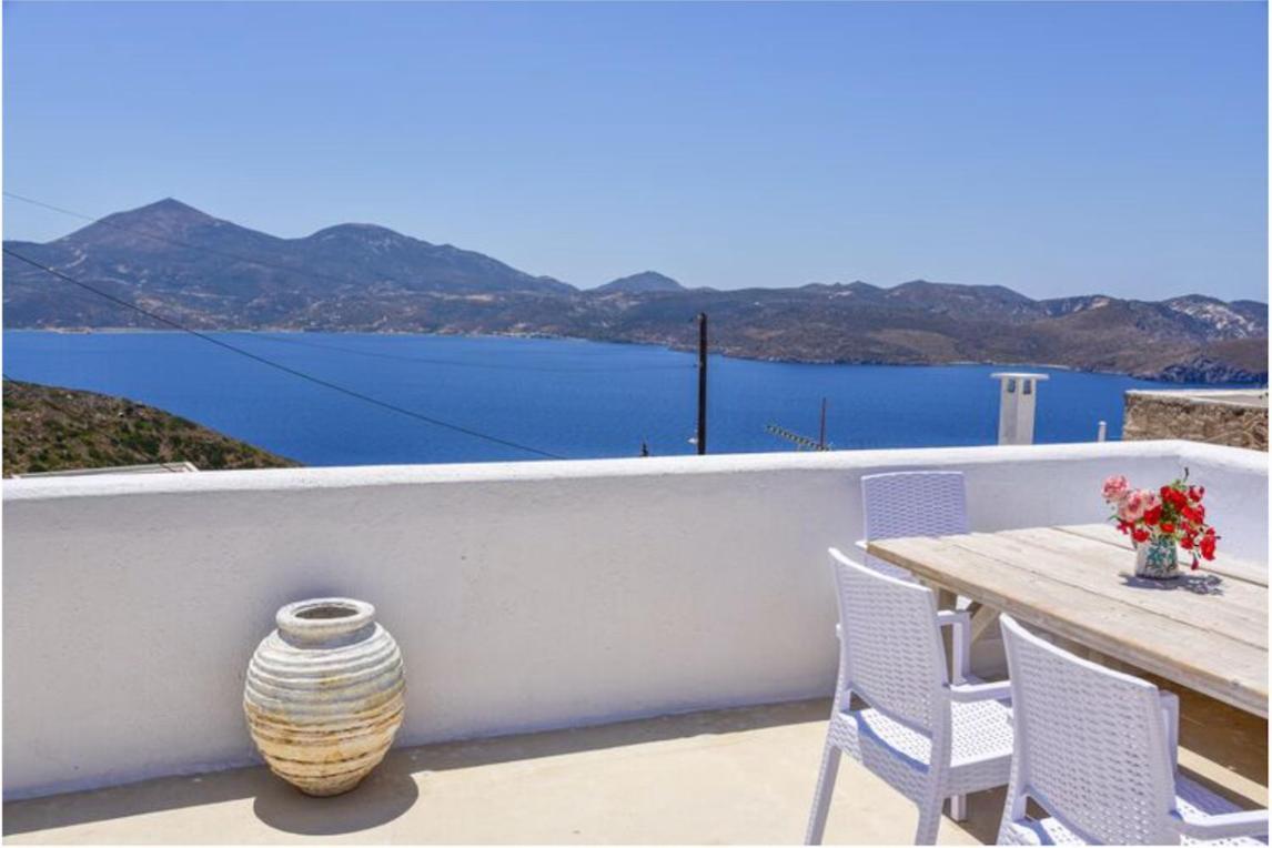 Traditional Cycladic House Трипити Екстериор снимка