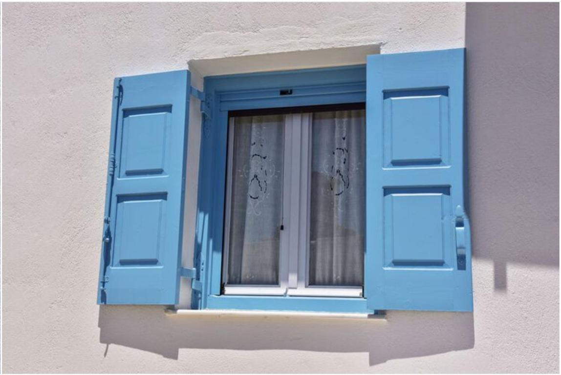 Traditional Cycladic House Трипити Екстериор снимка